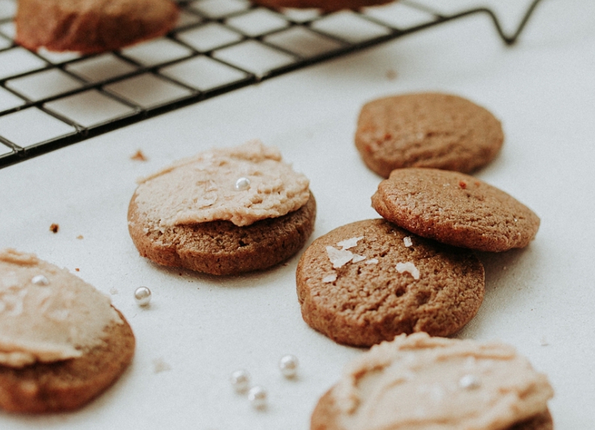 Buy Gingersnap cookies with medicated caramel frosting